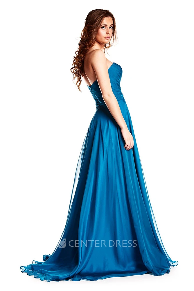 Sleeveless Sweetheart Criss-Cross Chiffon Prom Dress