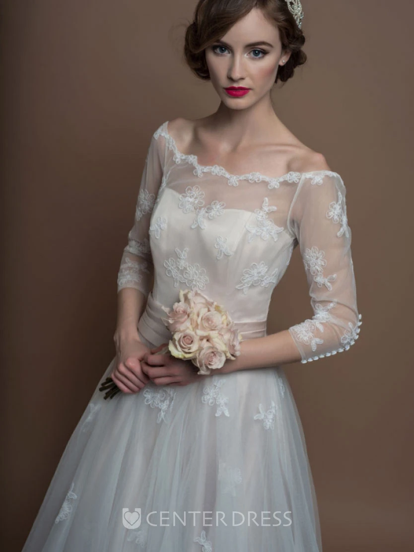 A-Line 3-4-Sleeve Appliqued Floor-Length Bateau-Neck Tulle Wedding Dress