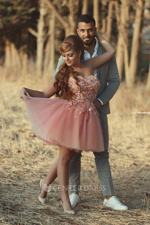 Glamorous Sweetheart Tulle Short Homecoming Dress With Flowers
