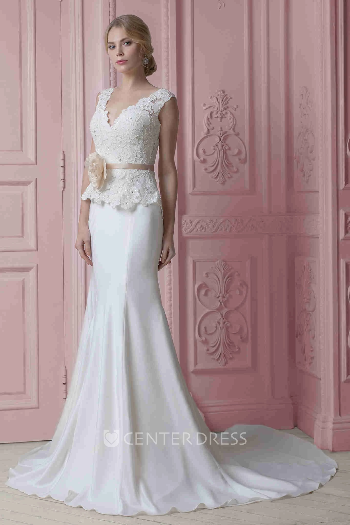 Sheath Floor-Length V-Neck Appliqued Sleeveless Stretched Satin Wedding Dress With Flower And Ribbon