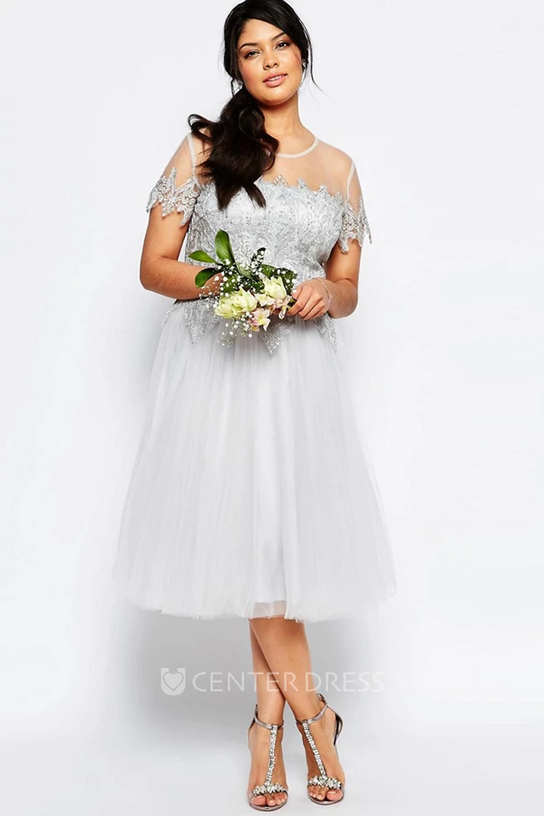 Tea-Length Appliqued Short Sleeve Scoop Neck Tulle Bridesmaid Dress