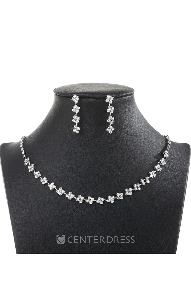 Beautiful Flower Design Rhinestone Necklace and Earrings Jewelry Set