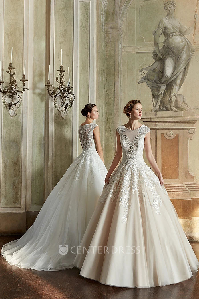 Ball Gown Cap-Sleeve Scoop-Neck Floor-Length Appliqued Lace&Satin Wedding Dress