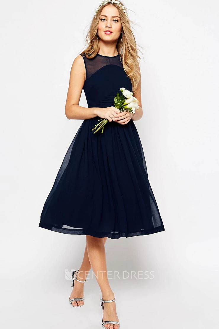 A-Line Sleeveless Knee-Length Pleated Scoop-Neck Chiffon Bridesmaid Dress