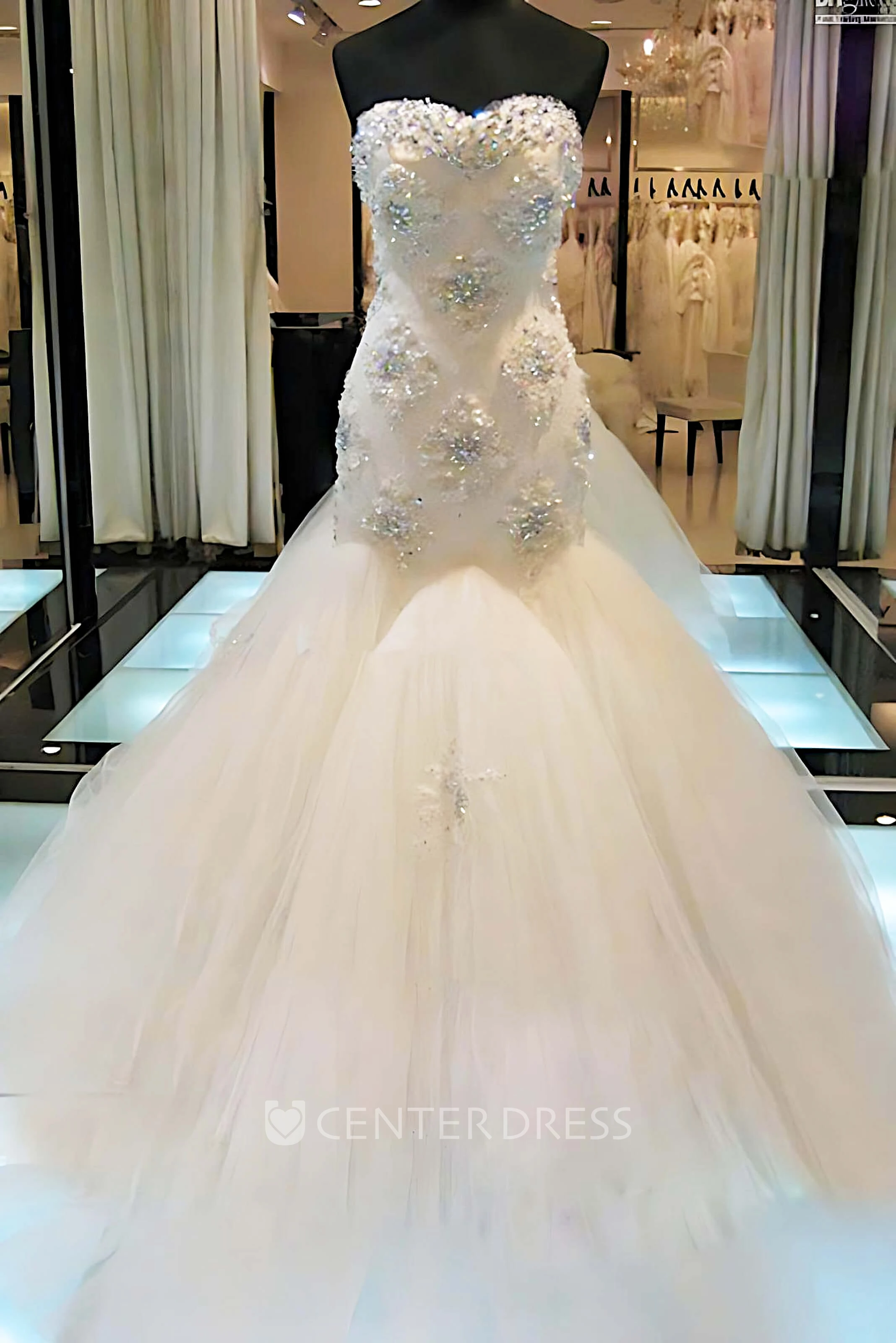Mermaid Trumpet Sweetheart Tulle Zipper Wedding Gown