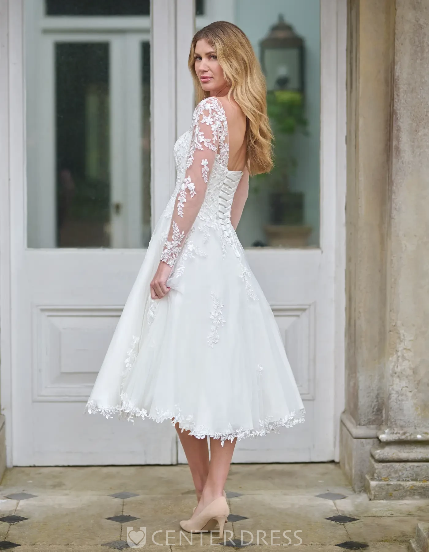 Modern Sweetheart Tea Length Lace V Neck Spring Wedding Dress Romantic Illusion Long Sleeves Gown