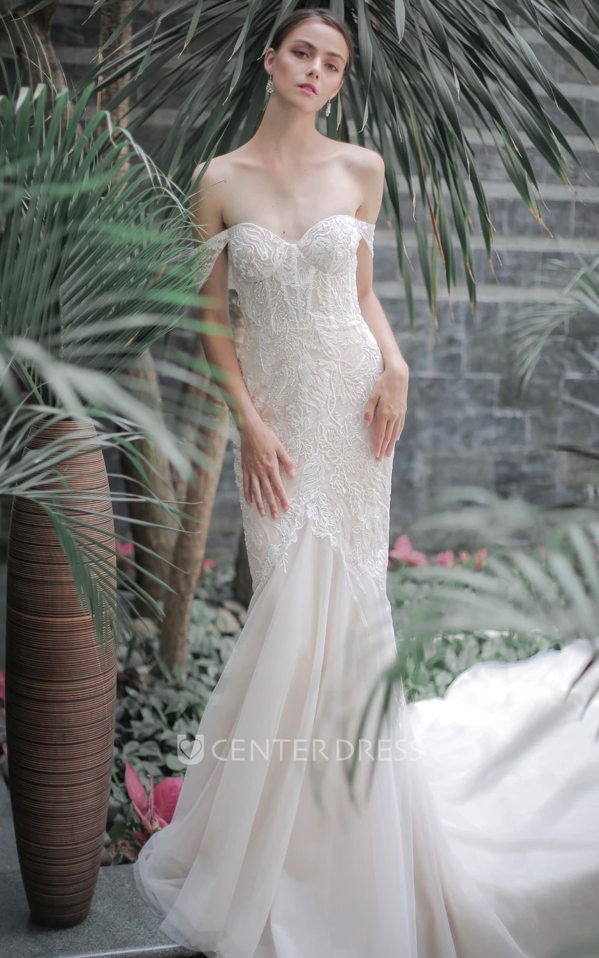 Bohemian Lace Mermaid Wedding Dress Off-Shoulder Appliques Open Back Sexy