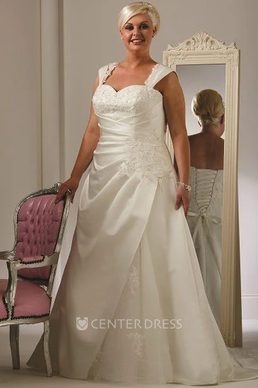 Plus Size Taffeta Bridal Gown With Appliques And Lace Up