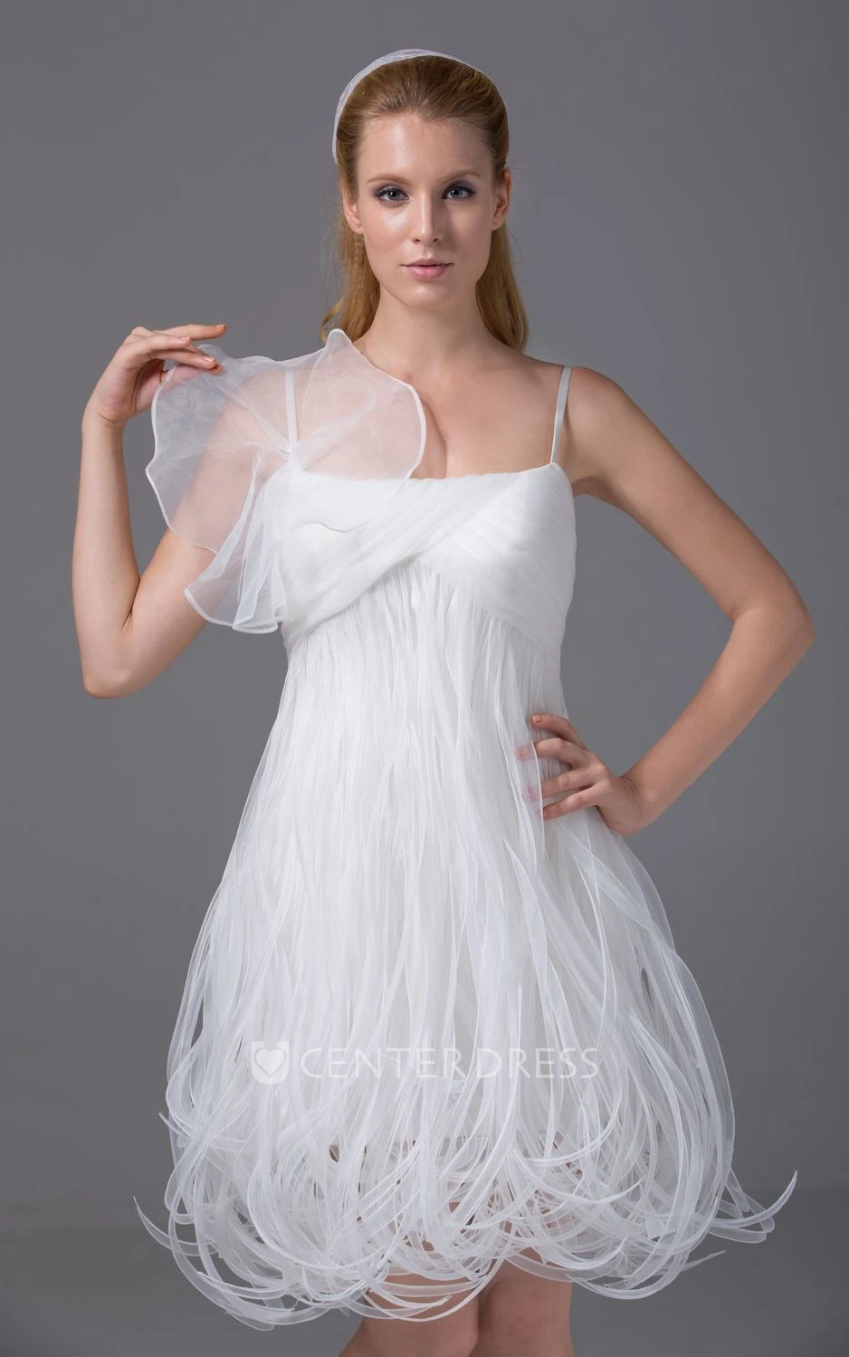 Lovely Spaghetti-Strap Knee-Length Organza Wedding Dress With Thread Design