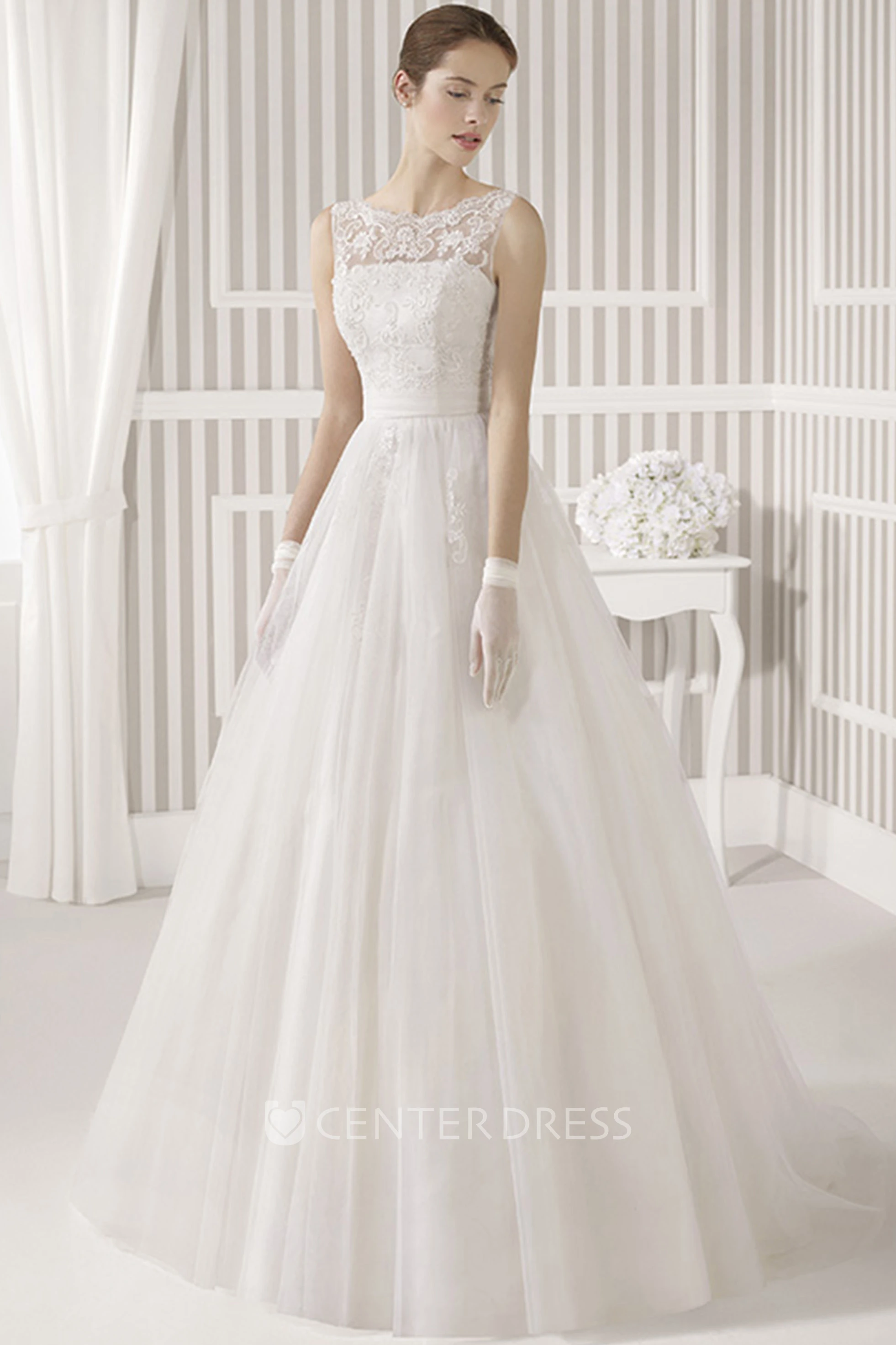 A-Line Sleeveless Maxi Appliqued Scoop Tulle&Satin Wedding Dress With Pleats And Illusion Back