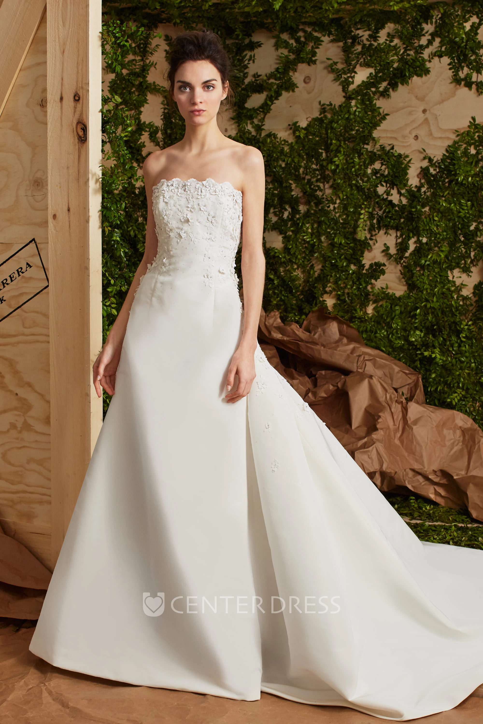 A-Line Sleeveless Strapless Appliqued Floor-Length Satin Wedding Dress