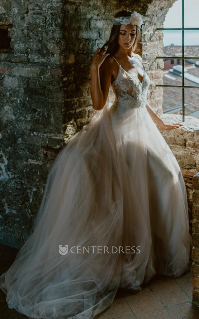 Vintage Sexy Boho Beach Spaghetti Sleeveless Backless Wedding Dress A-Line V-neck Court