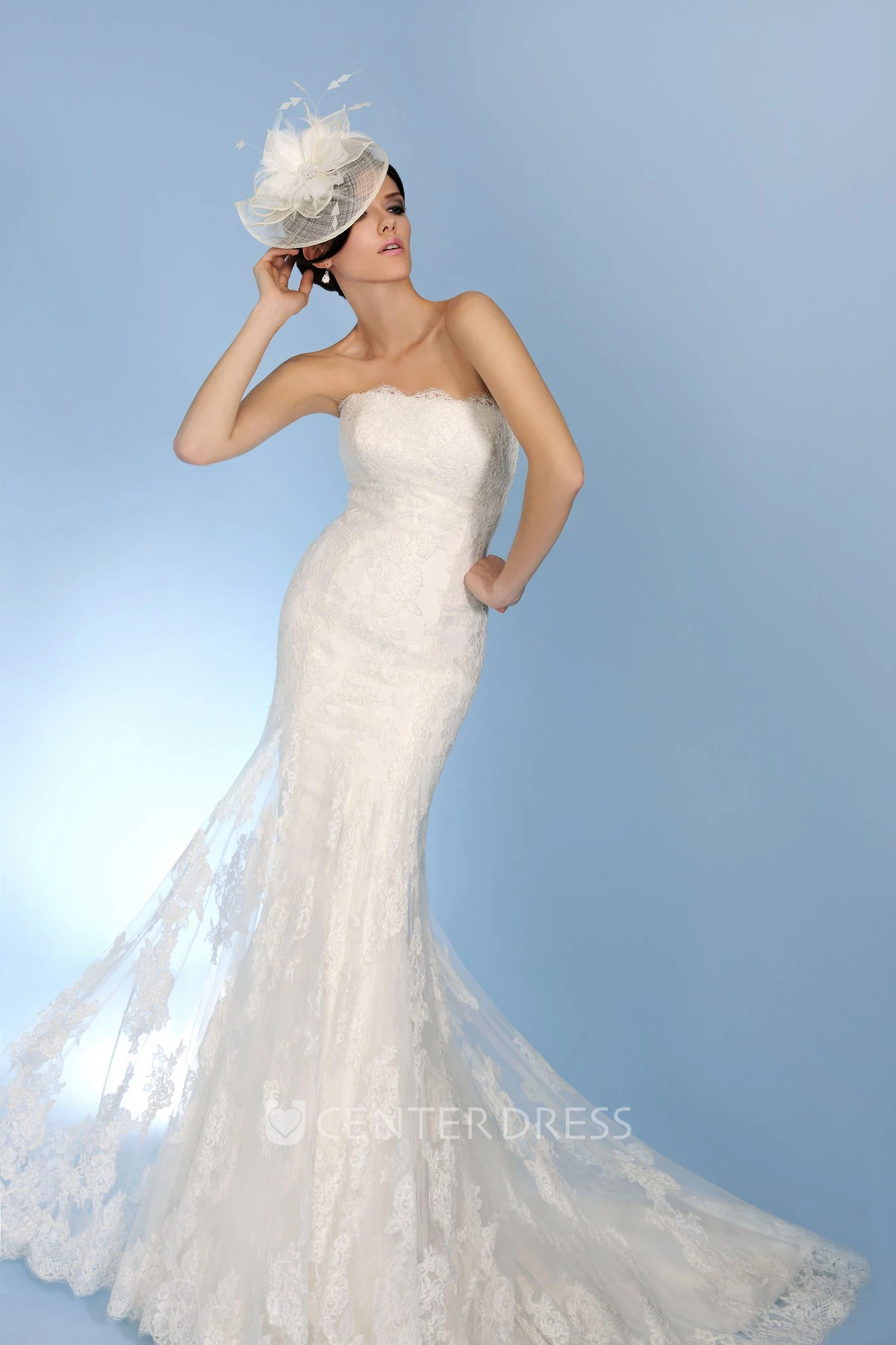 Trumpet Strapless Appliqued Floor-Length Sleeveless Lace Wedding Dress With Backless Style And Pleats