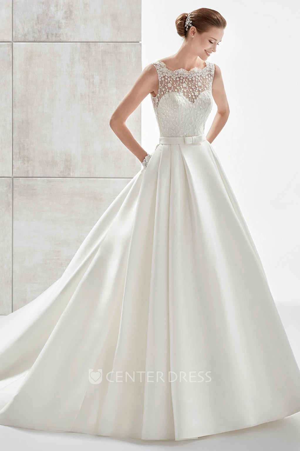Scallop-neck A-line Wedding Dress with Lace Bodice and Satin Skirt