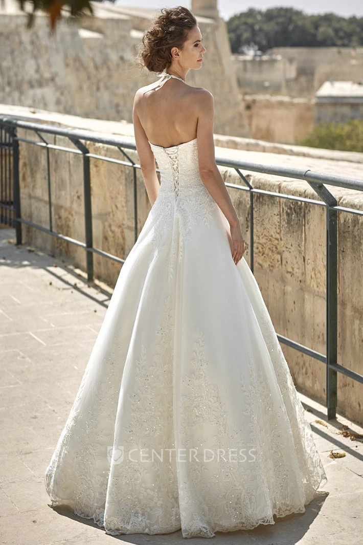 A-Line Appliqued Sweetheart Floor-Length Lace Wedding Dress With Beading