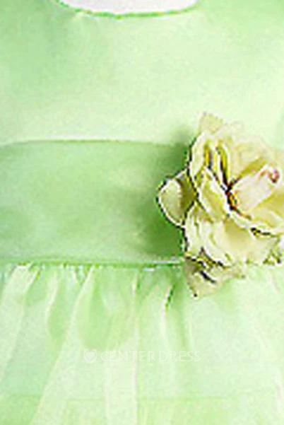Sleeveless Tiered Organza Flower Girl Dress