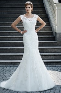 Trumpet Appliqued Cap-Sleeve Floor-Length Scoop-Neck Lace Wedding Dress