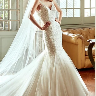 Deep-V Neck Lace Wedding Dress With Mermaid Style And Open Back