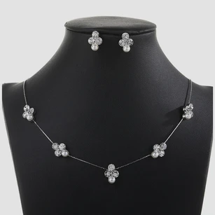 Minimalistic Flower Rhinestone Design Necklace and Earrings Jewelry Set