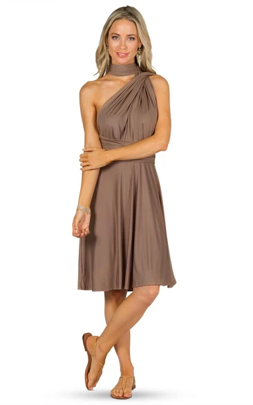 Knee-Length Ruched Sleeveless Halter Chiffon Convertible Bridesmaid Dress With Straps