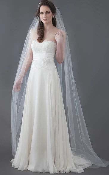 A-Line Sweetheart Floral Sleeveless Floor-Length Lace Wedding Dress With Pleats
