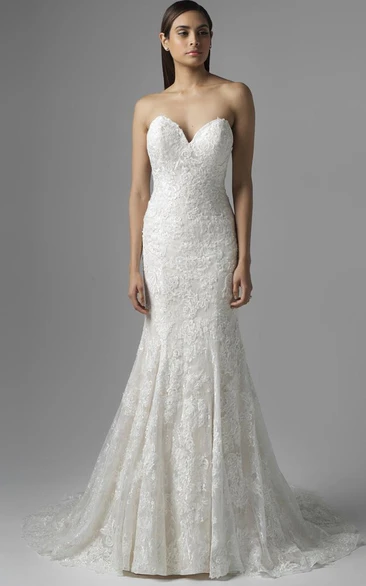 Mermaid Sleeveless Floor-Length Sweetheart Appliqued Lace Wedding Dress With Pleats And Backless Style