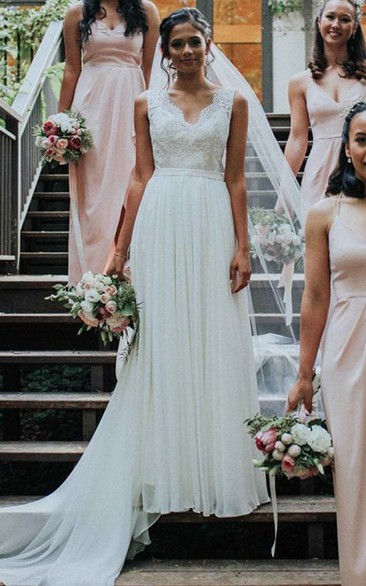 Chiffon Lace Scalloped A Line Sleeveless Court Train Open Back Wedding Dress With Bow