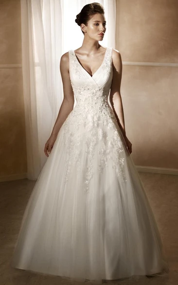 A-Line V-Neck Maxi Sleeveless Appliqued Satin&Tulle Wedding Dress With Court Train And Low-V Back