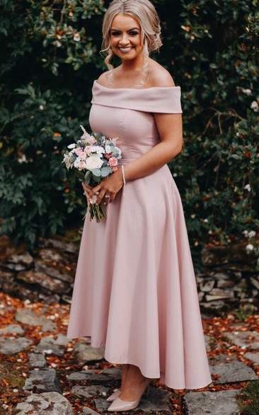 A Line Off-the-shoulder Sleeveless Satin Simple Bridesmaid Dress with Pleats