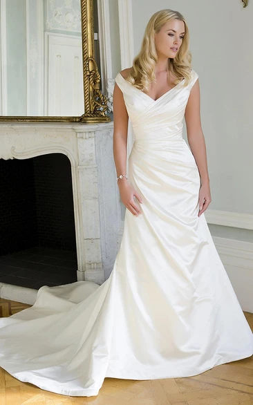 Sheath Sleeveless V-Neck Long Satin Wedding Dress With Side Draping And V Back