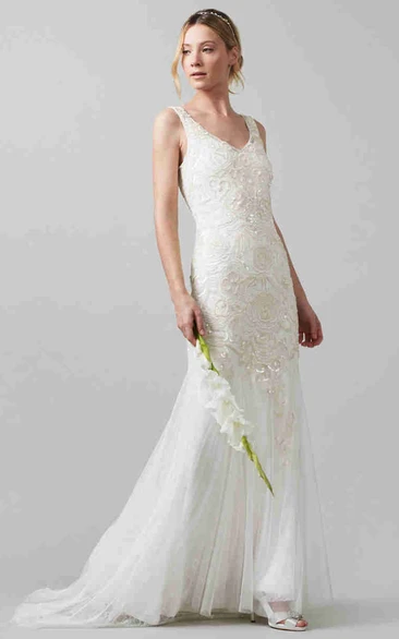 Sheath V-Neck Sleeveless Tulle Wedding Dress