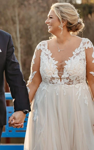 Plus Size Sexy A-Line V-neck Lace Tulle Floor-length Keyhole Back Garden Wedding Dress