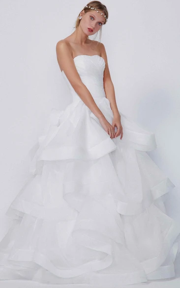 Ball Gown Strapless Sleeveless Floor-Length Ruched Organza Wedding Dress With Ruffles And Tiers