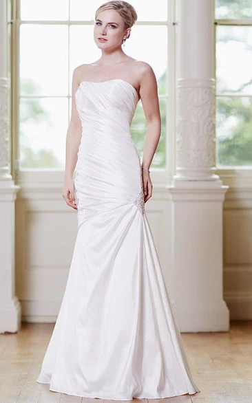 Mermaid Strapless Taffeta Wedding Dress With Side Draping And Lace Up