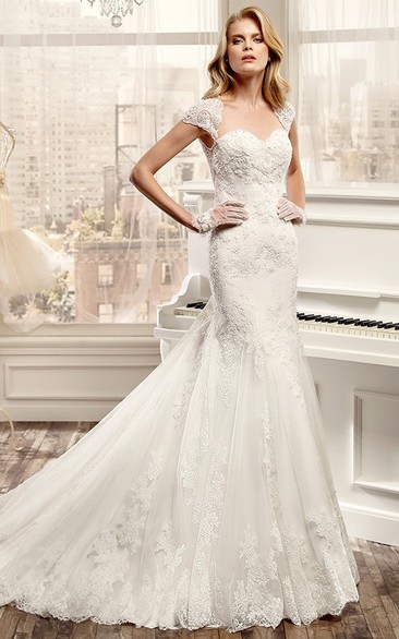 Sweetheart Cap-Sleeve Wedding Dress With Keyhole Back And Court Train