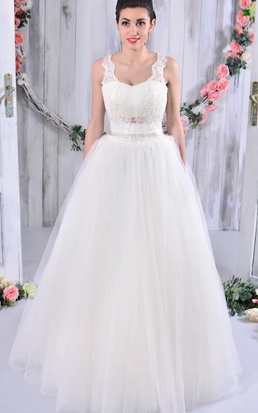 Ball Gown Long Sleeveless Lace Tulle Wedding Dress With Bow