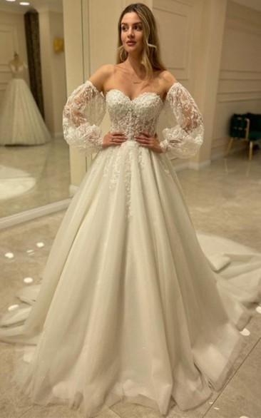 Sexy Off-the-shoulder A Line Tulle Wedding Dress with Ruching and Appliques