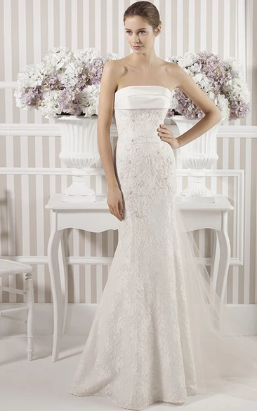 Sheath Maxi Strapless Appliqued Sleeveless Lace Wedding Dress With Sweep Train And Backless Style