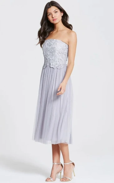 Tea-Length Strapless Appliqued Tulle Bridesmaid Dress With Pleats