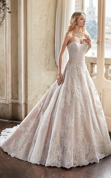 Ball Gown Sweetheart Lace Wedding Dress With Court Train