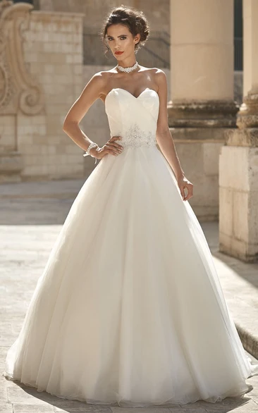 A-Line Sleeveless Sweetheart Jeweled Floor-Length Tulle Wedding Dress