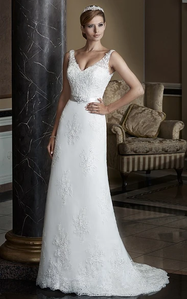 A-Line Appliqued Sleeveless V-Neck Long Lace Wedding Dress With Bow