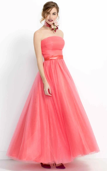 A-Line Ruched Long Strapless Sleeveless Tulle Bridesmaid Dress With Ribbon
