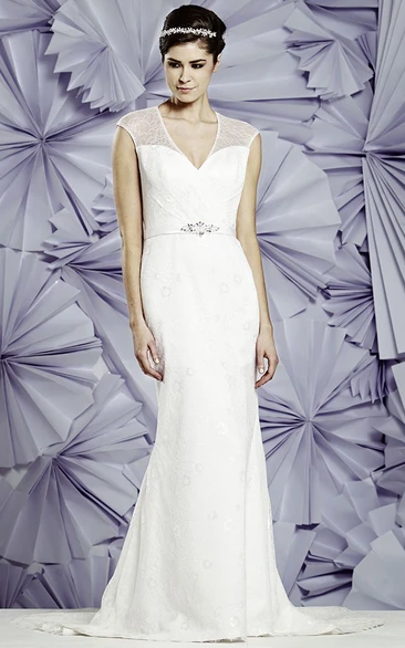 Sheath V-Neck Sleeveless Lace Wedding Dress With Waist Jewellery And Keyhole