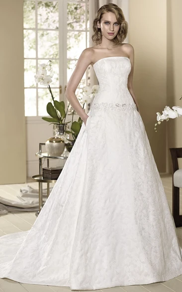 Ball Gown Sleeveless Strapless Jeweled Floor-Length Wedding Dress