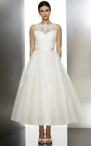 Tea-Length A-Line Appliqued Jewel Neck Sleeveless Tulle Wedding Dress