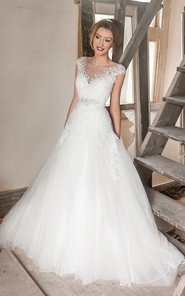 Maxi Bateau Appliqued Cap-Sleeve Tulle&Lace Wedding Dress