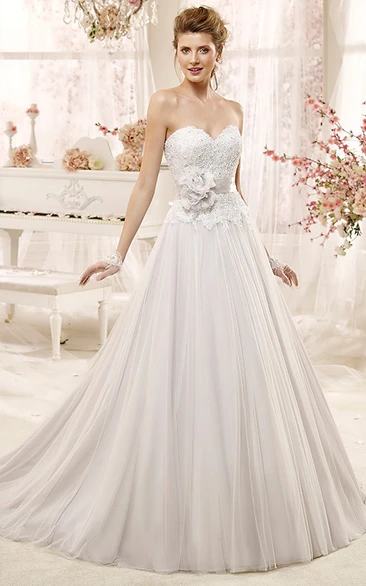 Sweetheart A-line Wedding Dress with Lace Bodice and Flowers