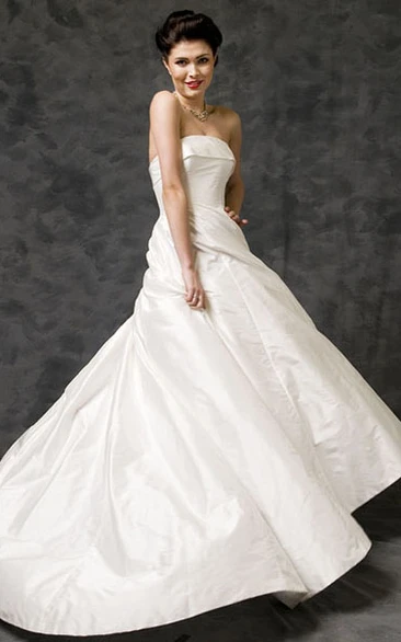 A-Line Floor-Length Sleeveless Strapless Taffeta Wedding Dress With Court Train