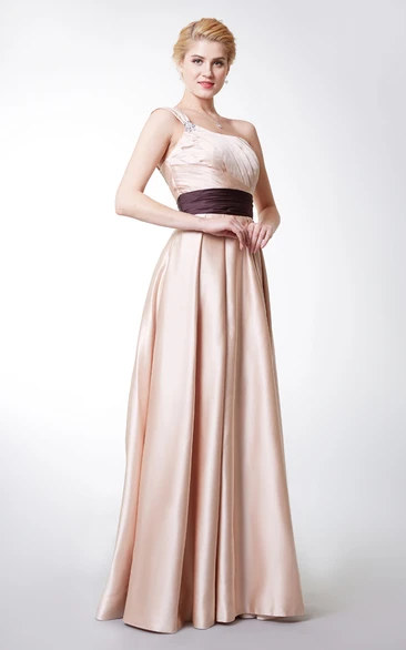 Shimmering Diagonal Pleated Gown With Contrast Waistband
